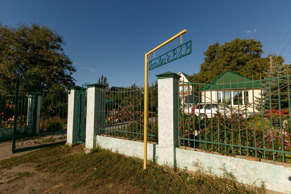 Jamilya'S B&B Guest House Karakol Eksteriør bilde